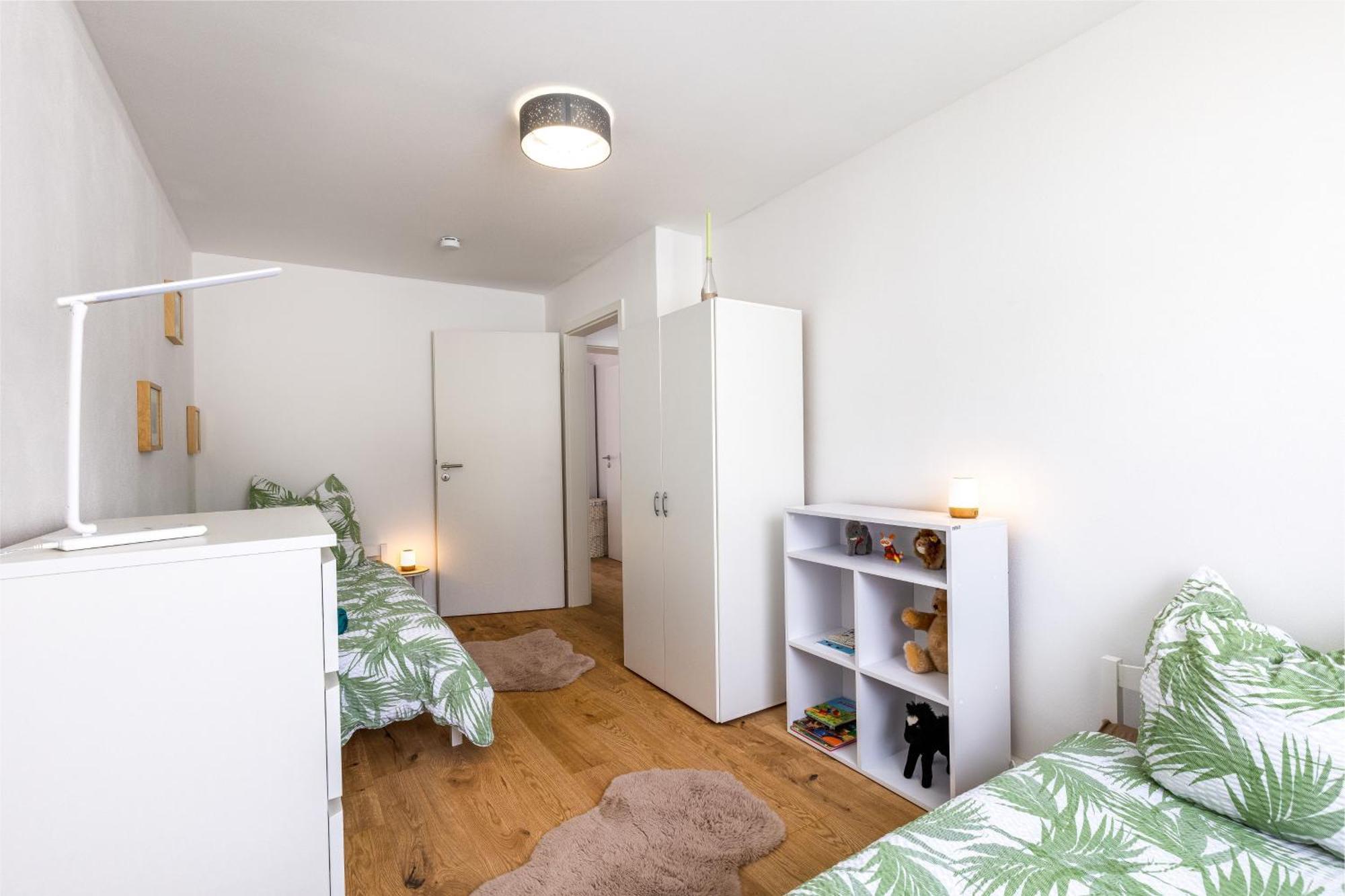 Schoenes, Modernes Apartment Mit Zwei Schlafzimmern - Zentral Mit Balkon Fuer 6 Personen Montabaur Esterno foto